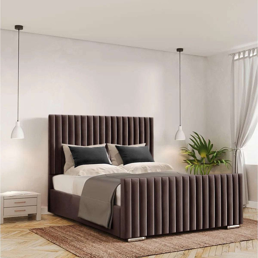 Aum Upholstered Bed