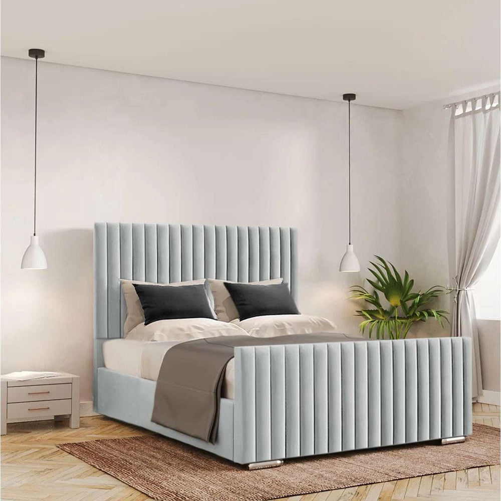 Aum Upholstered Bed
